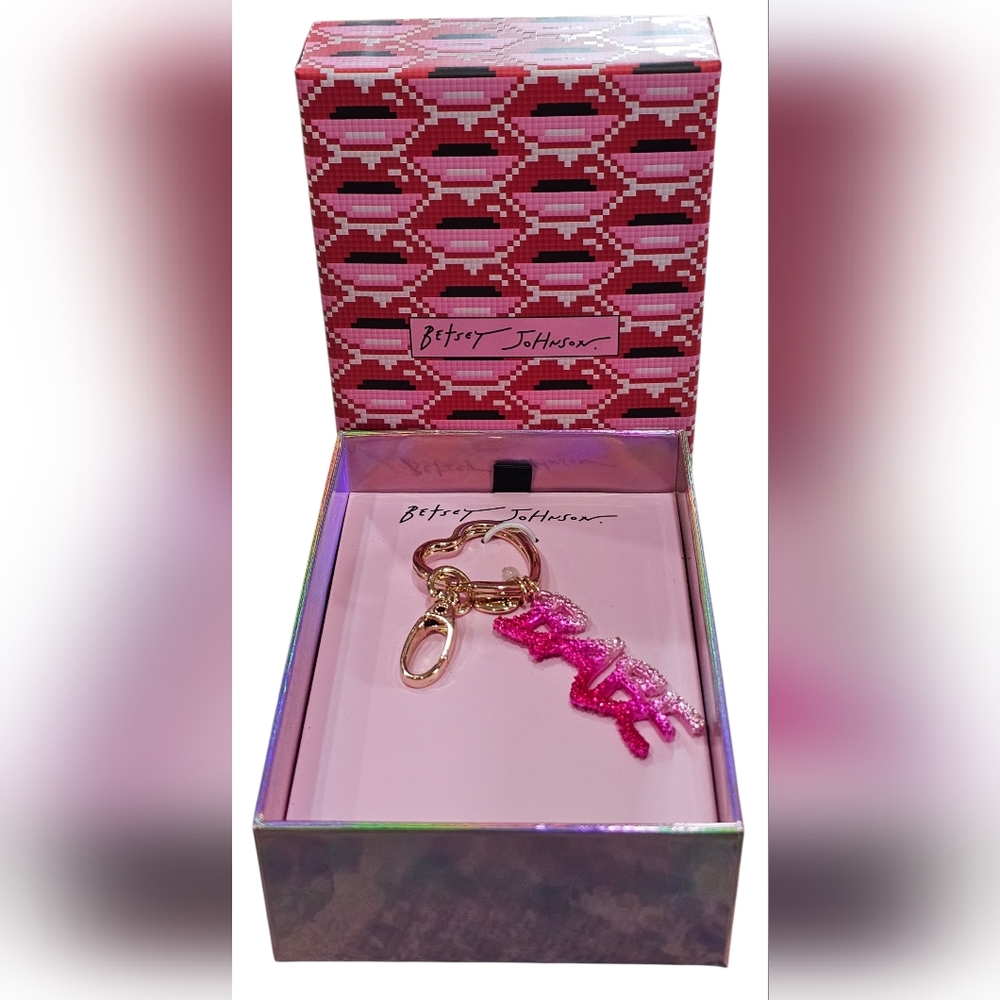 Betsey Johnson Pink Glitter 'BABE' Heart Keychain Charm, New - Picture 2 of 3